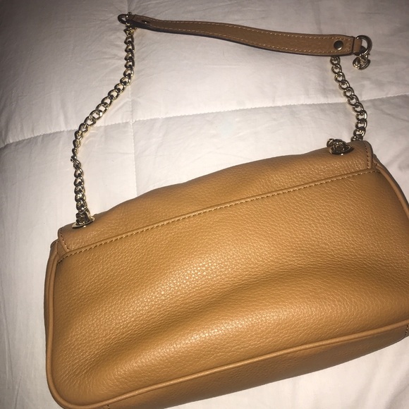 Michael Kors - Picture 3 of 3